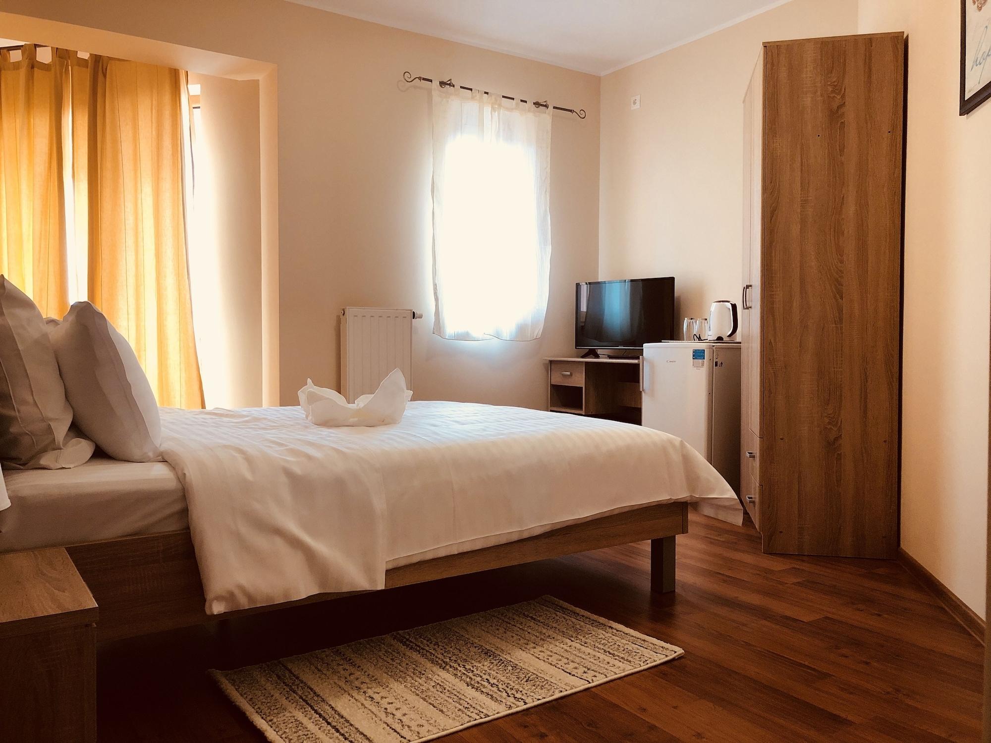 Monte Carlo Palace Rooms Bukurešť Exteriér fotografie