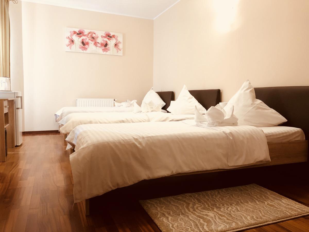 Monte Carlo Palace Rooms Bukurešť Exteriér fotografie