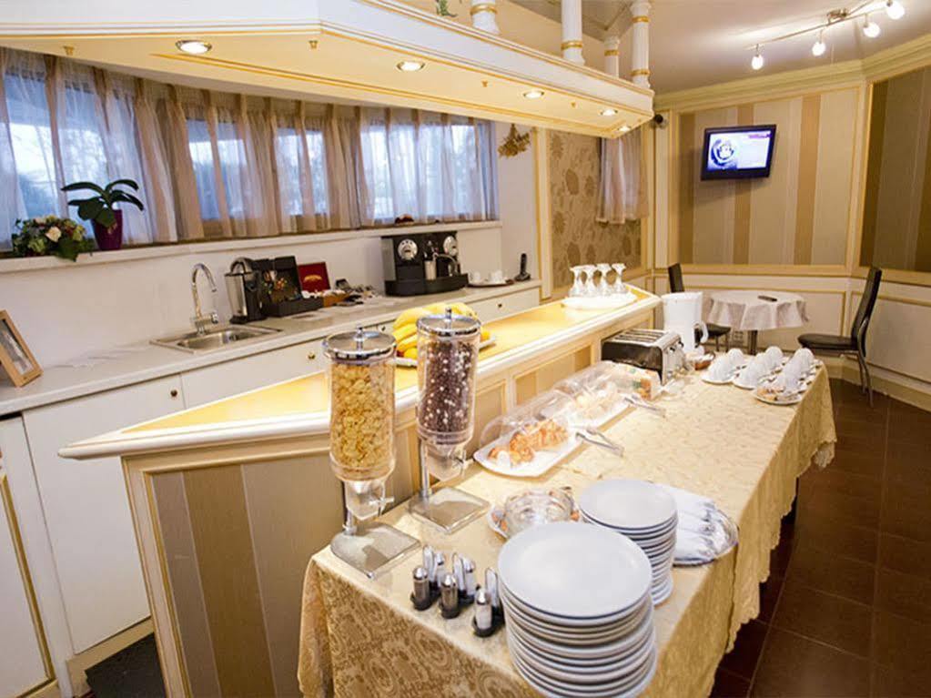 Monte Carlo Palace Rooms Bukurešť Exteriér fotografie