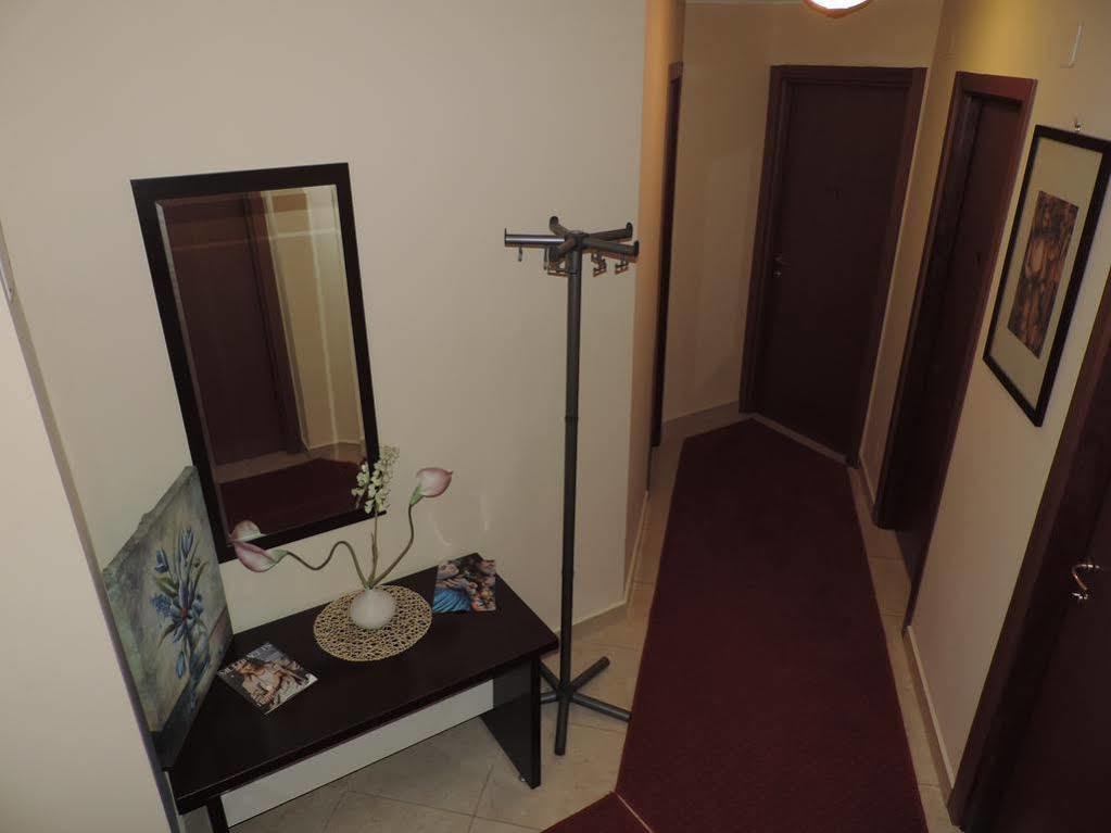 Monte Carlo Palace Rooms Bukurešť Exteriér fotografie